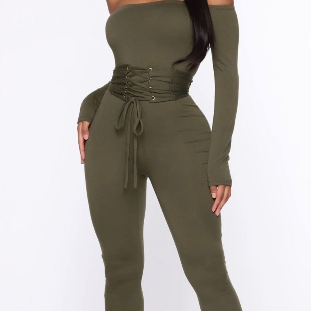 Fashion Nova Green jumpsuit - Picture 1 of 3
